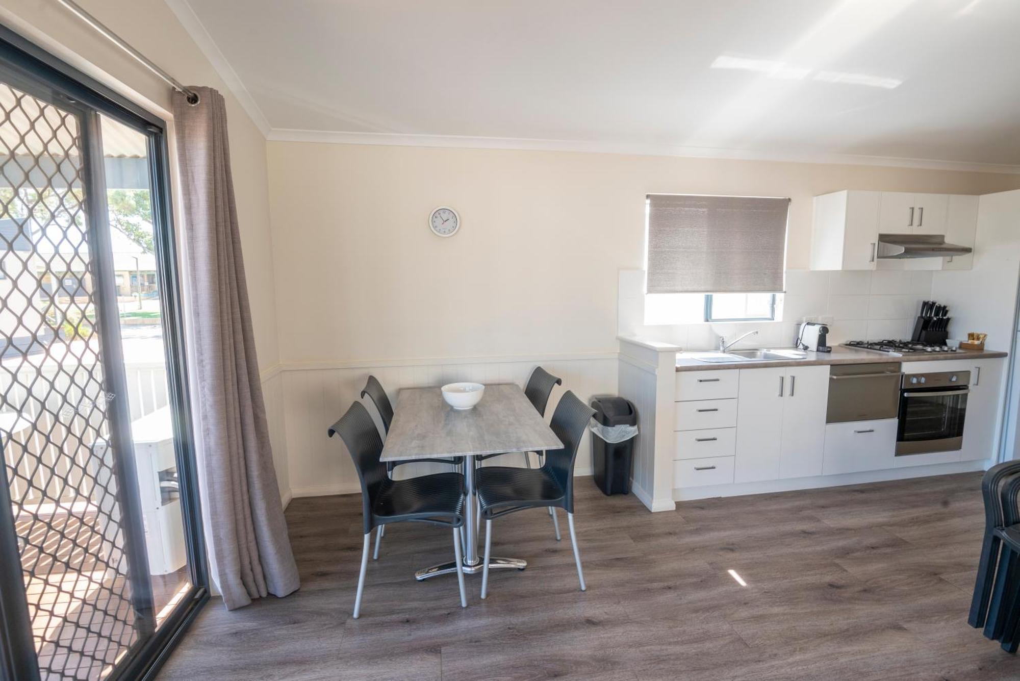 Jurien Bay Tourist Park Hotel Ngoại thất bức ảnh