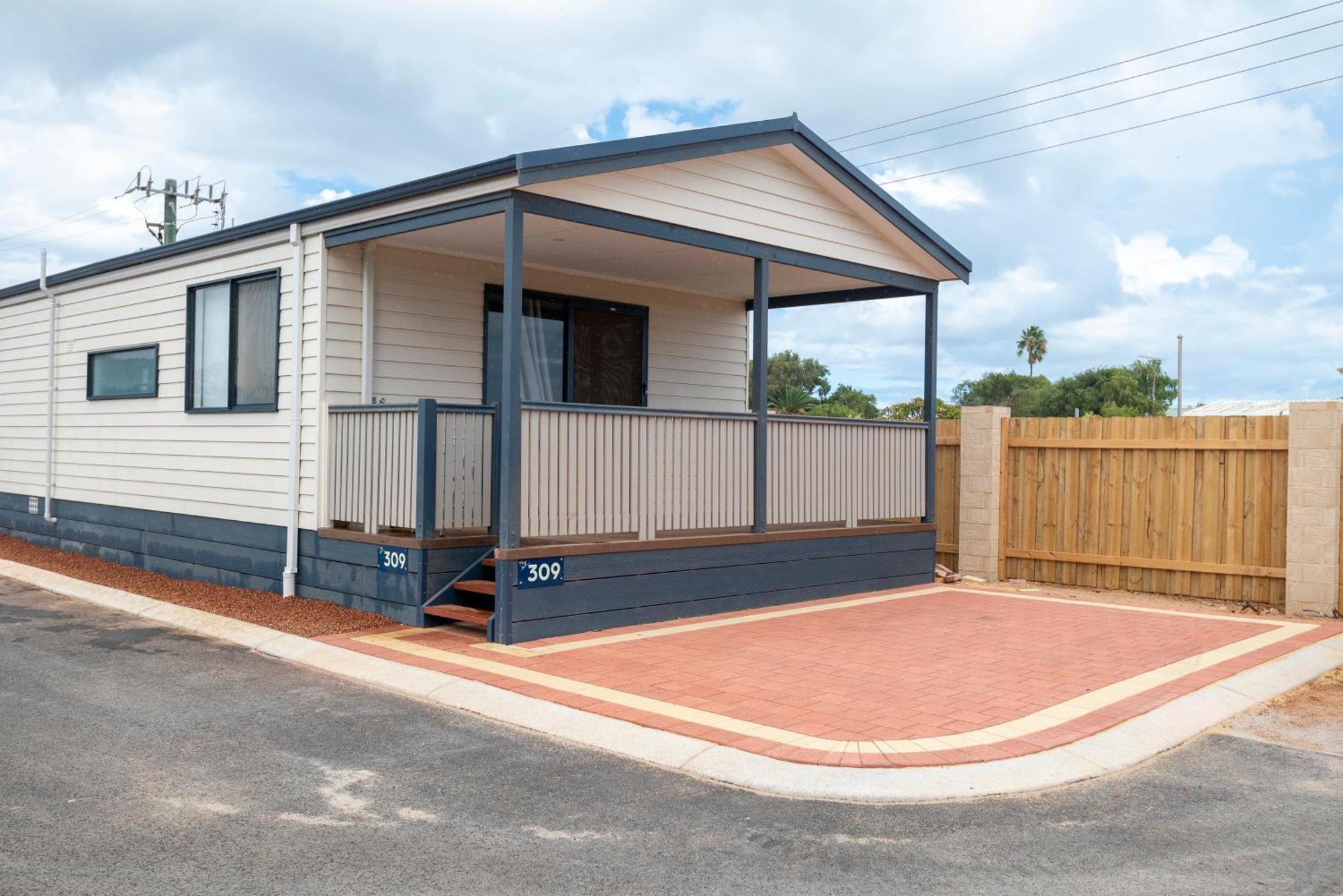 Jurien Bay Tourist Park Hotel Ngoại thất bức ảnh