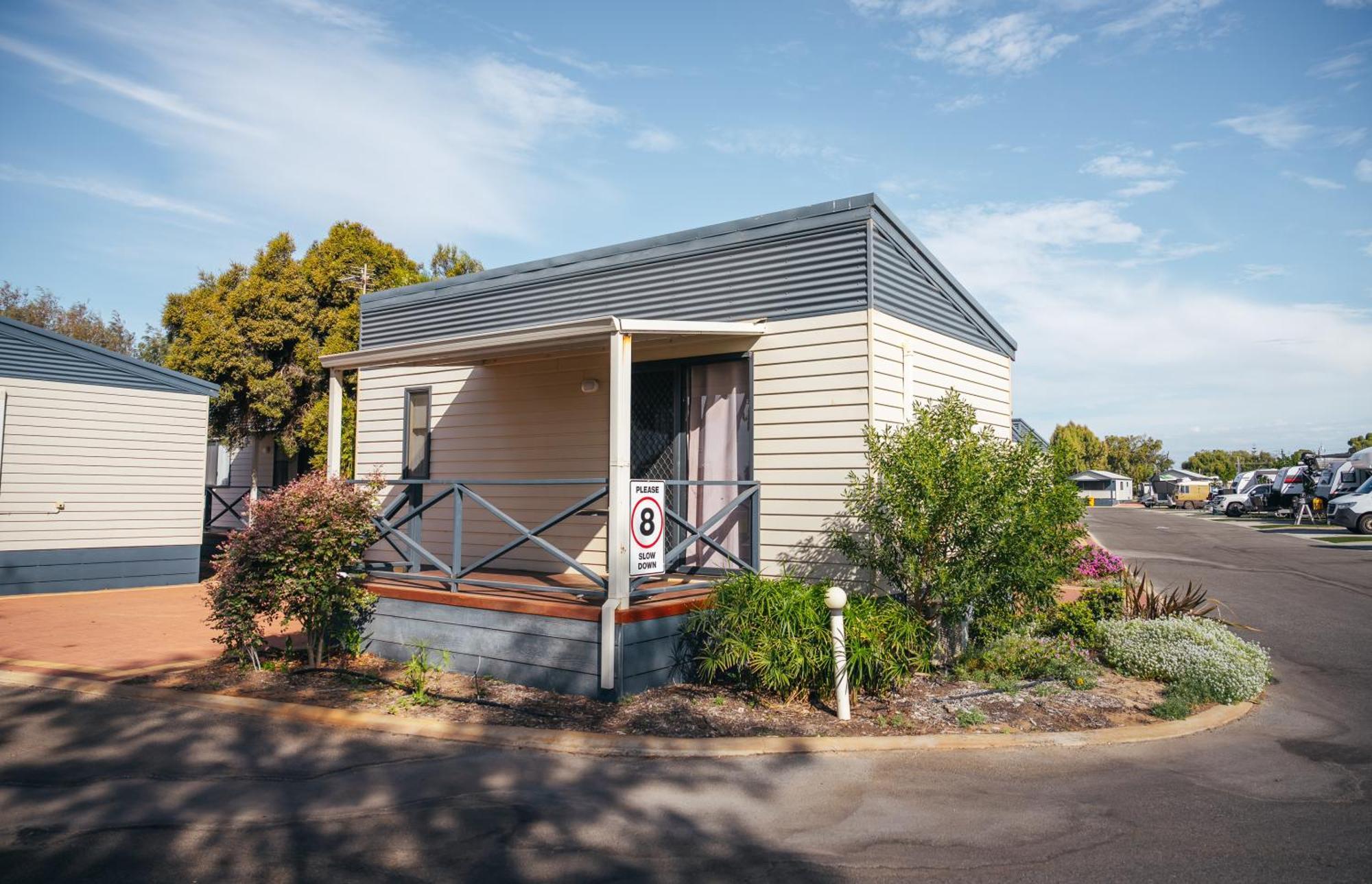 Jurien Bay Tourist Park Hotel Ngoại thất bức ảnh